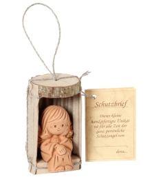Schutzengel sitzend
